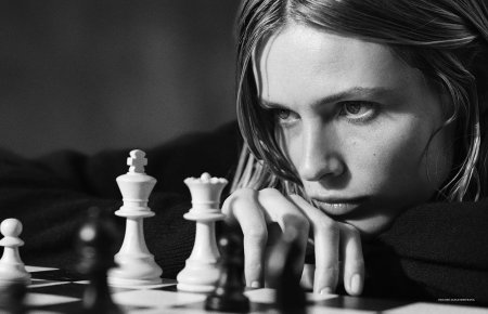 Шахматы с людьми