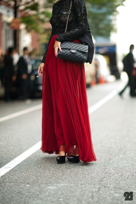 Стильная длинная юбка