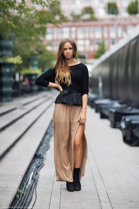 Лук с длинной юбкой