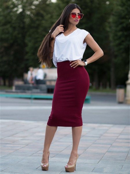 Бордовая юбка