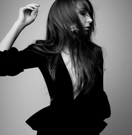 Фотосессия в черно белом стиле