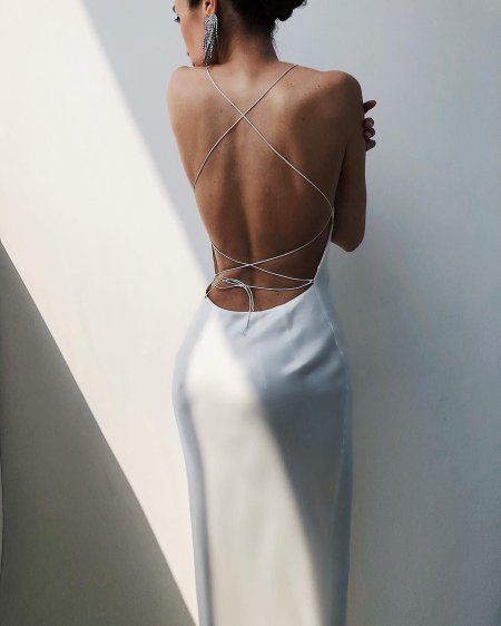 Платья с открытой спиной