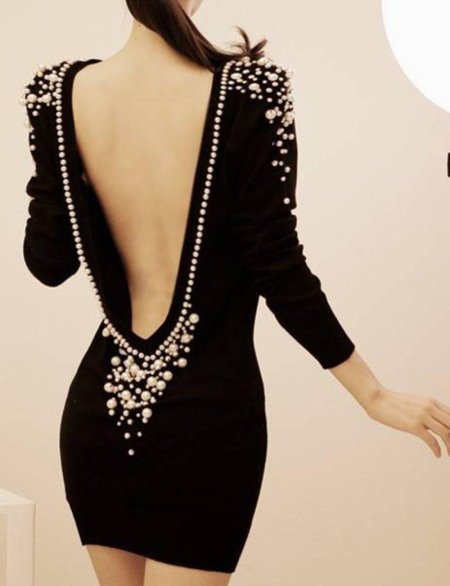 Платье с открытой спиной черное