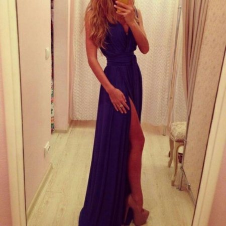 Платье в пол с разрезом