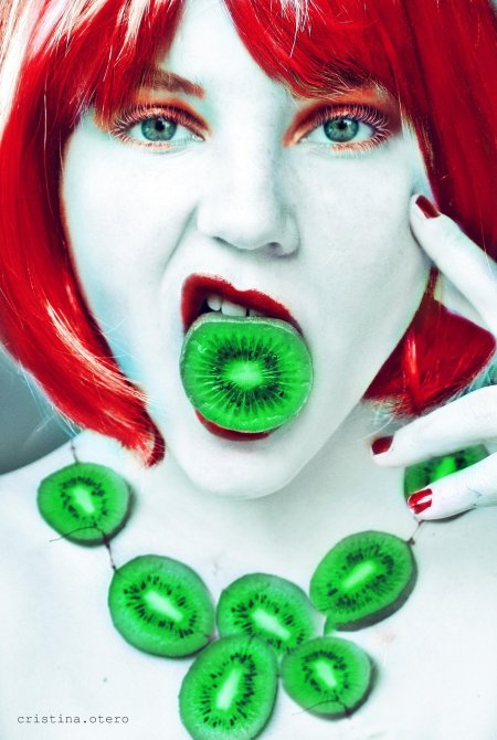 Кристина отеро фрукты