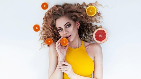 Фотосессия с апельсинами
