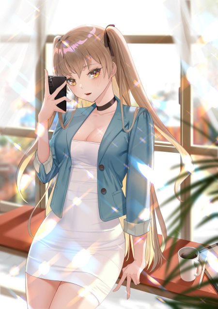 Красивая аниме девушка