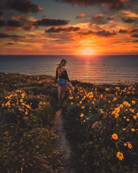 Закат девушка
