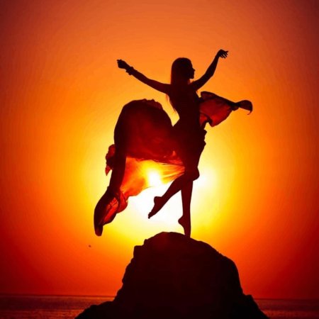 Танцы на закате