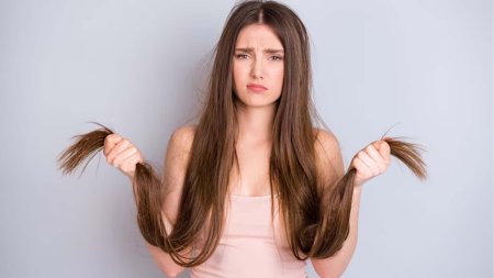 С длинными волосами