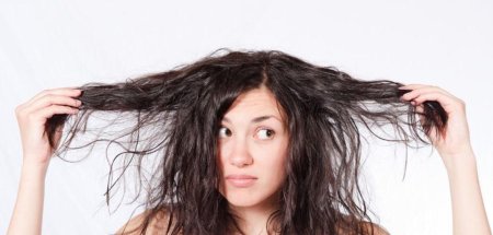 Сухие волосы