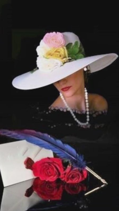 Дама в шляпке