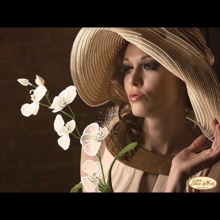 Женщина в шляпке