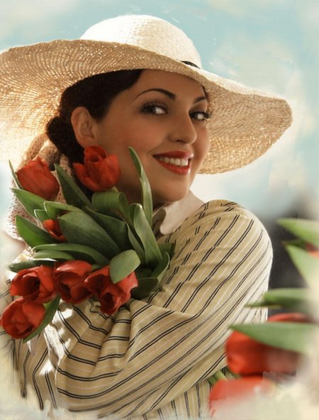 Красивые дамы в шляпках