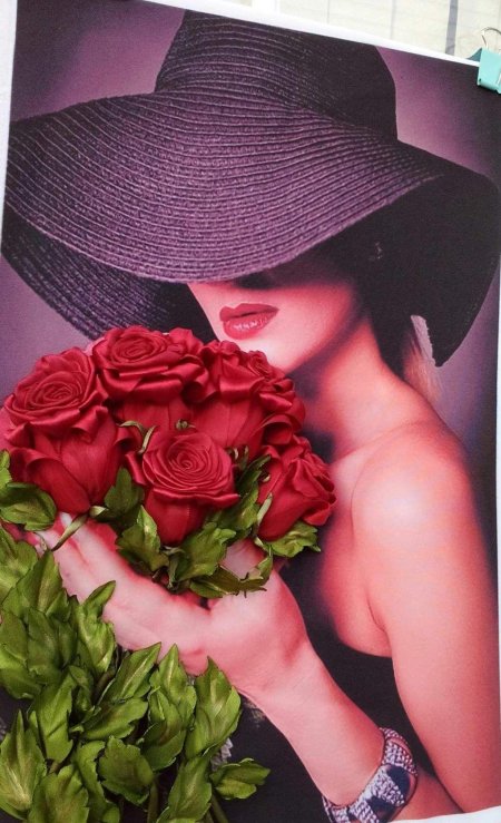 Девушка в шляпке