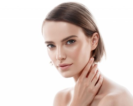 Девушка с идеальной кожей