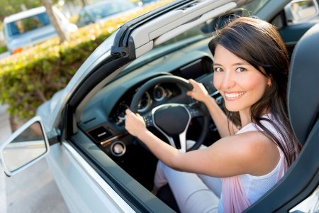 Женщина в автомобиле