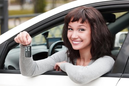 Личный водитель девушка