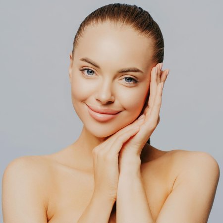 Девушки с чистыми лицами