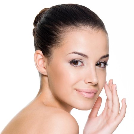 Лицо девушки косметология