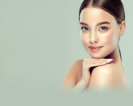 Красивая лицо