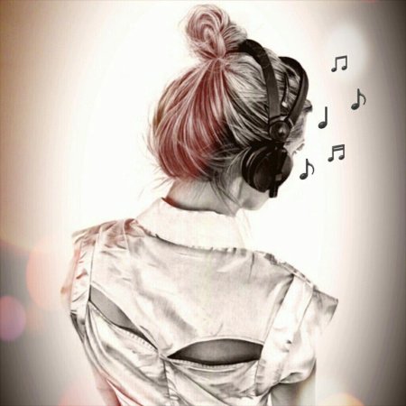 Девушка со спины рисунок