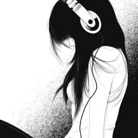 Девушка в наушниках