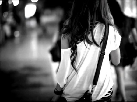 Девушка со спины