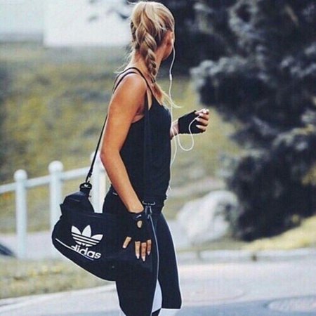 Спортивный образ для девушки