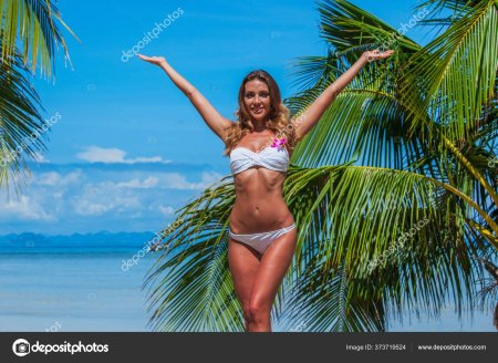 Женщина на пляже