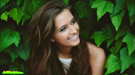 Красива девушка