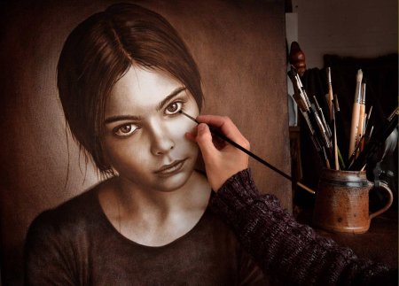 Художник рисует портрет