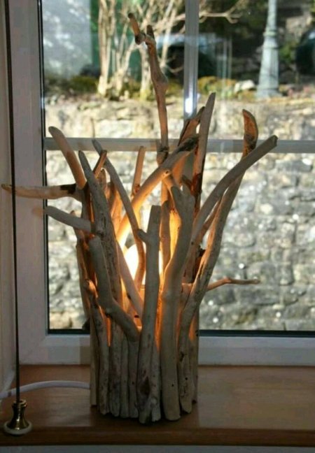 Светильник из ветки