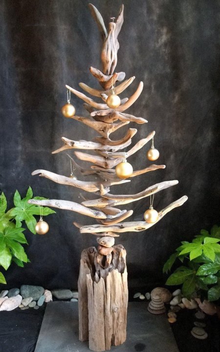 Елка дрифтвуд