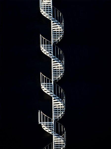 Лестница современная