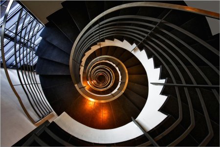 Кёльнский собор винтовая лестницы