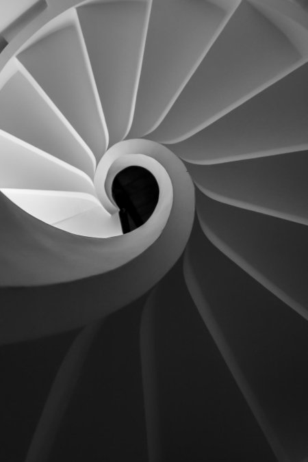 Винтовая лестница в бездну