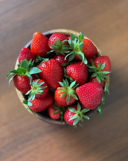 Клубника необычная