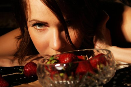 Горячая клубника