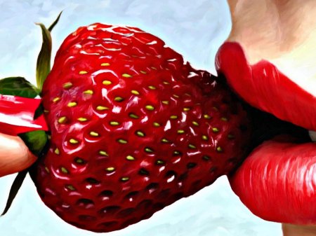 Губы с клубникой