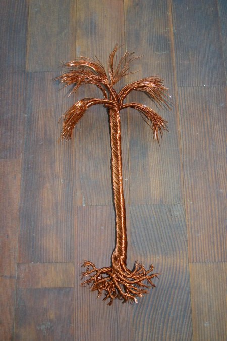Пальма из проволоки