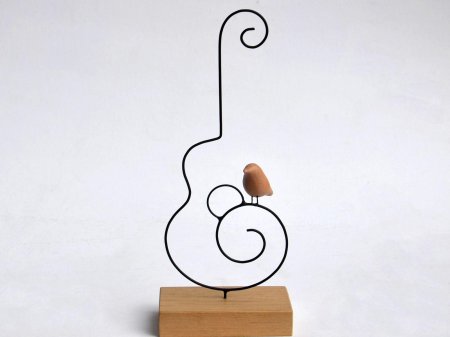 Фигура из проволоки