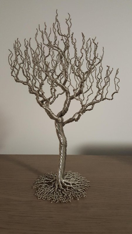 Дерево из металла