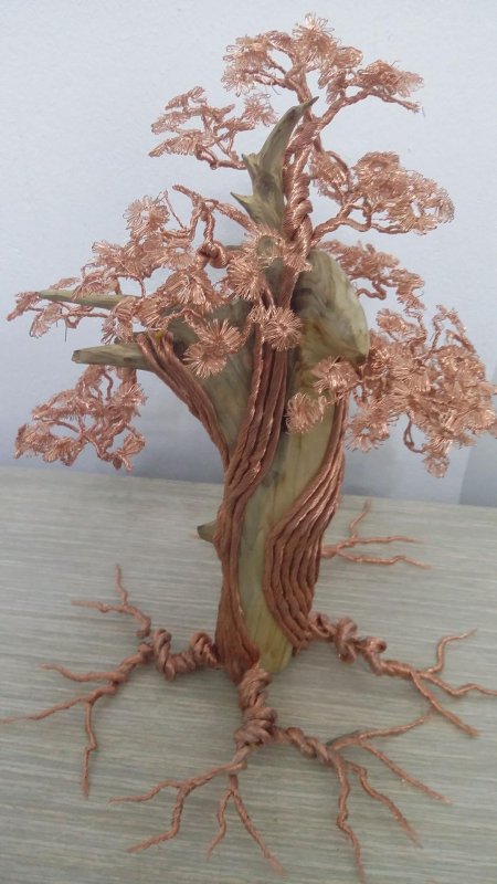 Дерево из медной проволоки
