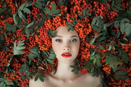 Фотосессия с рябиной