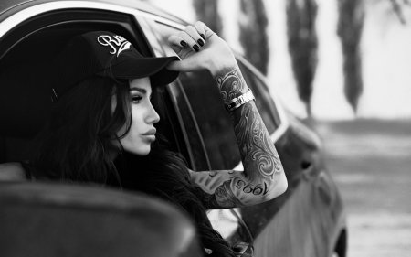 Дерзкая девушка