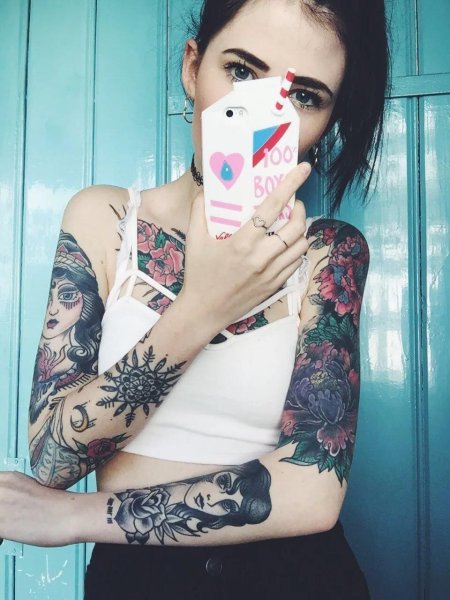 Девушки тату