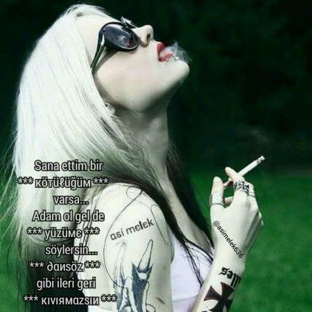 Блондинка с сигаретой