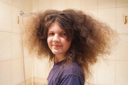 Стрижка на пористые пушистые волосы