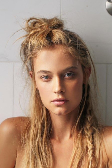 Небрежная прическа